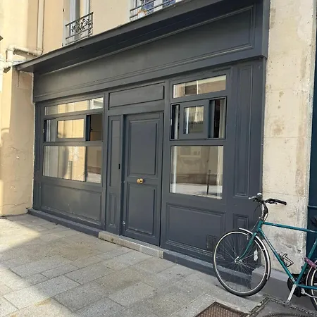 公寓 Ancien Atelier Parisien Grand 2 Pieces *